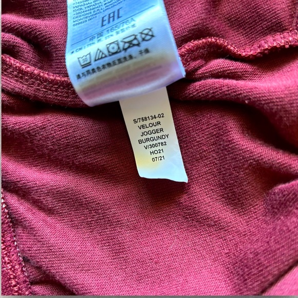 Gap Velour 2 Piece Track Pant Sweater Set Crimson Size Small - Picture 15 of 16